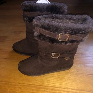 Michael kors winter boot size 13